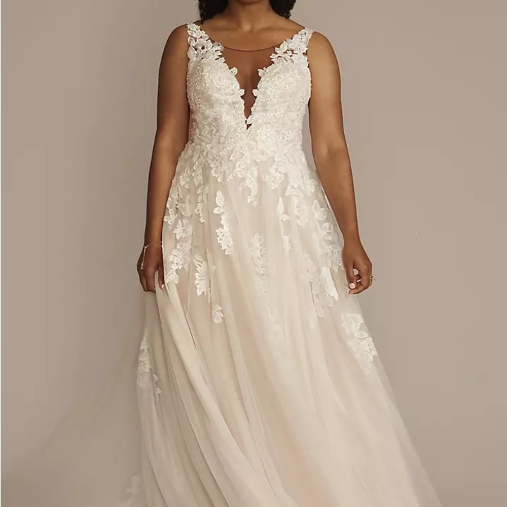 David’s Bridal Oleg Cassini 8CWG924 16W
